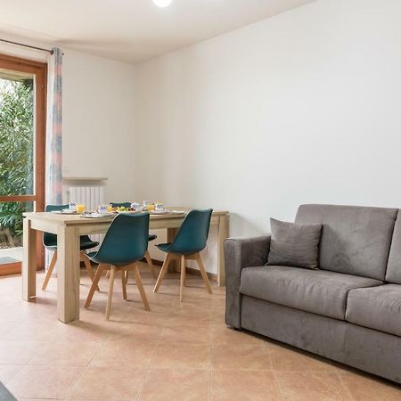 A Casa Di Laura With Pool And Free Bikes Apartment Ronchi  Luaran gambar