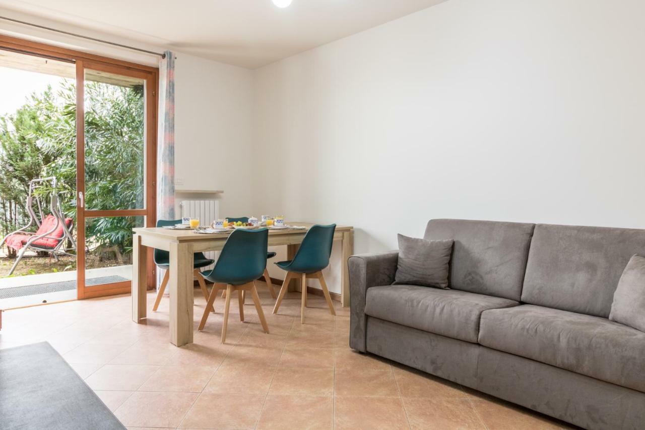 A Casa Di Laura With Pool And Free Bikes Apartment Ronchi  Luaran gambar